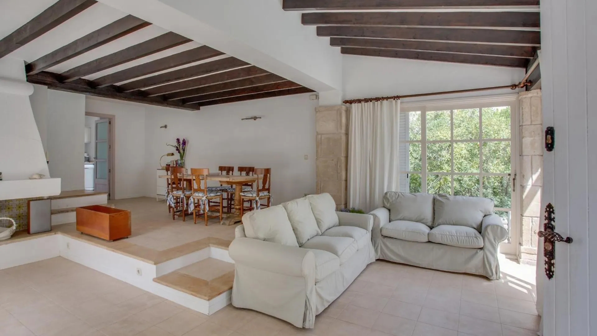 Villa In Mallorca Near Font De Sa Cala Beach location